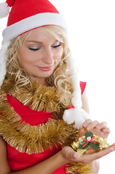 Weihnachtsmädchen mit Geschenken isoliert — Stockfoto