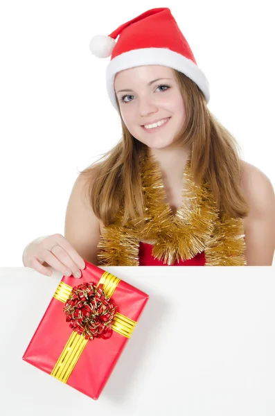 Weihnachtsmädchen mit Geschenken isoliert auf weiß — Stockfoto