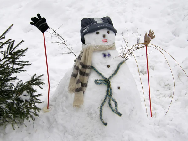 Sculptuur van een sneeuwpop — Stockfoto