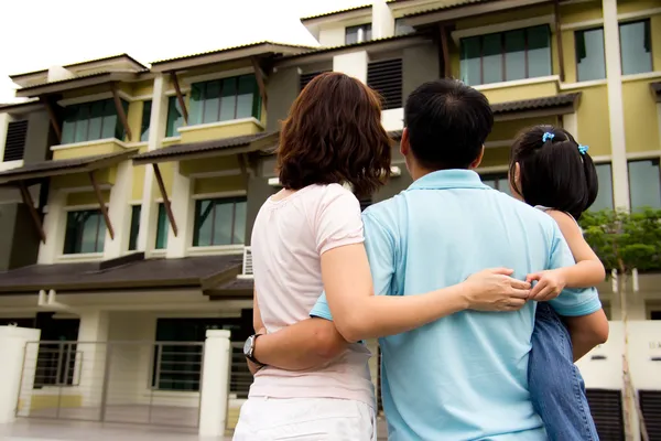 stock image Family with dream house