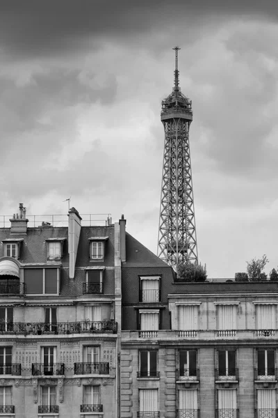París en color blanco y negro — Foto de Stock