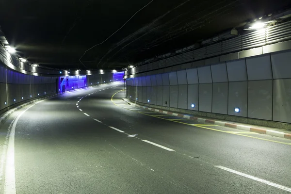 Túnel - Túnel de carretera urbana — Foto de Stock