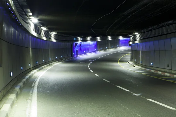 Tunel - městské dálnice silniční tunel — Stock fotografie
