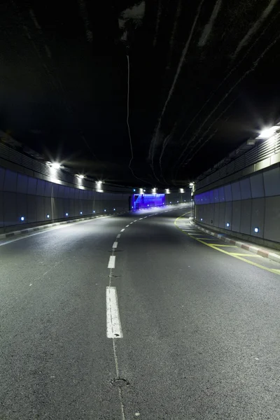 Tunnel - Galleria stradale autostradale urbana — Foto Stock