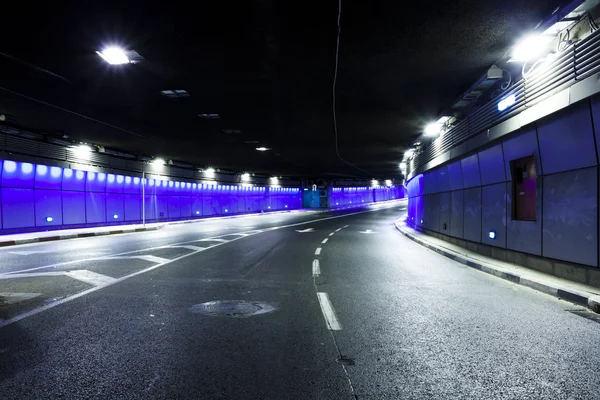 Tunel - tunel drogowy autostrady miejskie — Zdjęcie stockowe