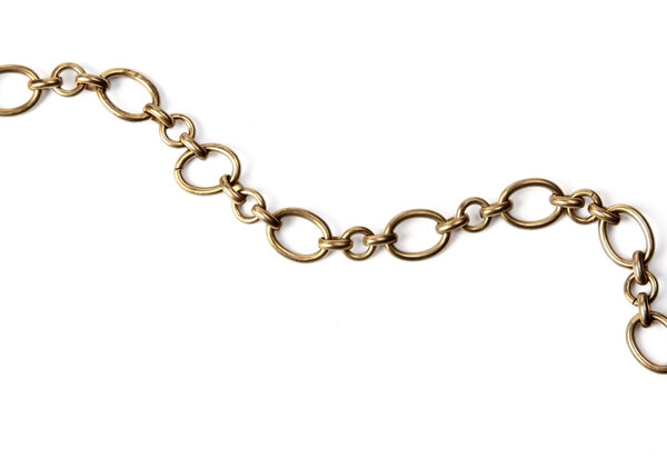 Цепь на белом
