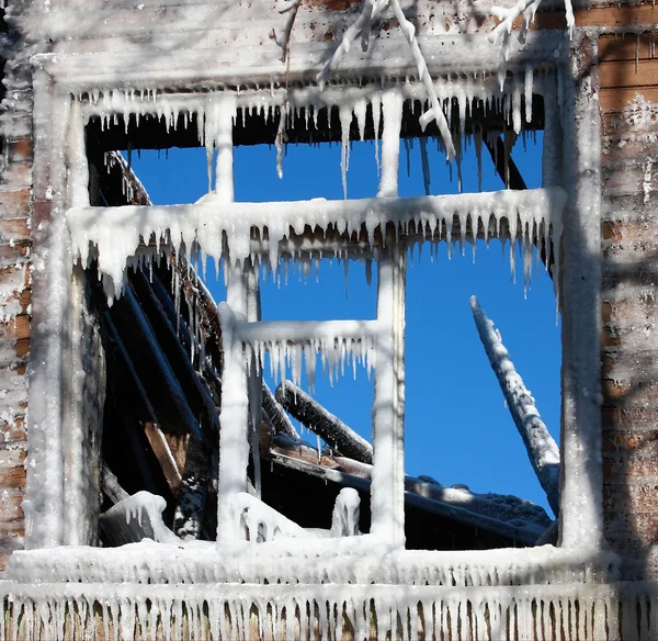 冬天窗口 — 图库照片