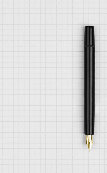 Чорнильна ручка на блокноті — стокове фото