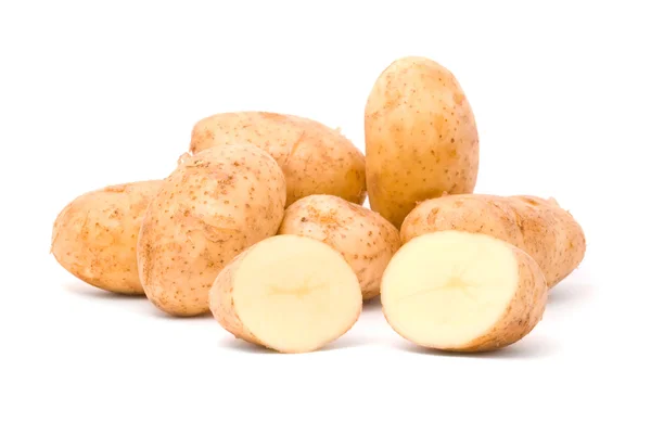 Patatas frescas sobre un fondo blanco —  Fotos de Stock