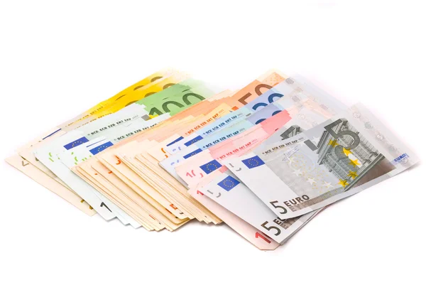 Банкноти євро ізольовані на білому тлі — стокове фото