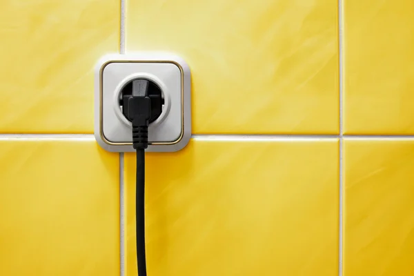 Outlet in een badkamer — Stockfoto