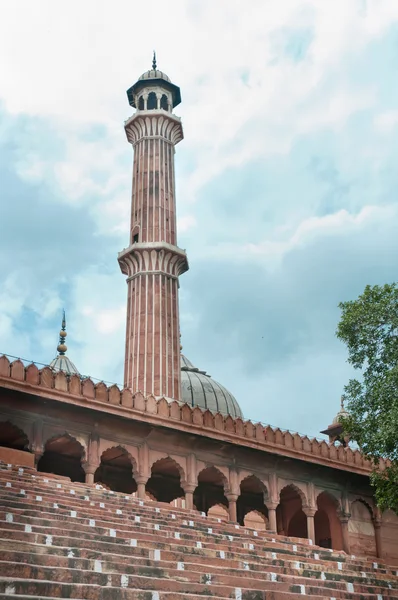 Minarete Jama Masjid, a maior mesquita da Índia — Fotografia de Stock