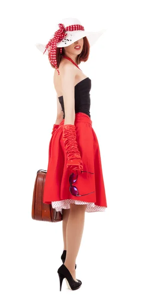 Modemädchen im Retro-Stil mit Koffer — Stockfoto