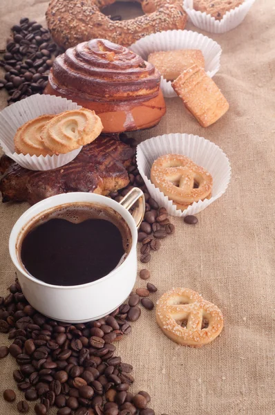 Espresso con biscotti —  Fotos de Stock