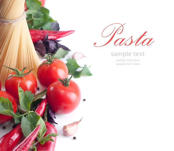 Italské těstoviny s rajčaty — Stock fotografie