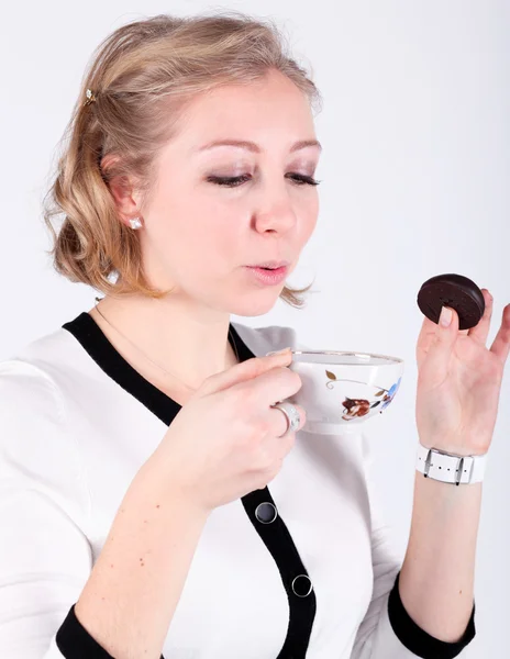 Beautiful lady drinking coffee — Stock Photo, Image