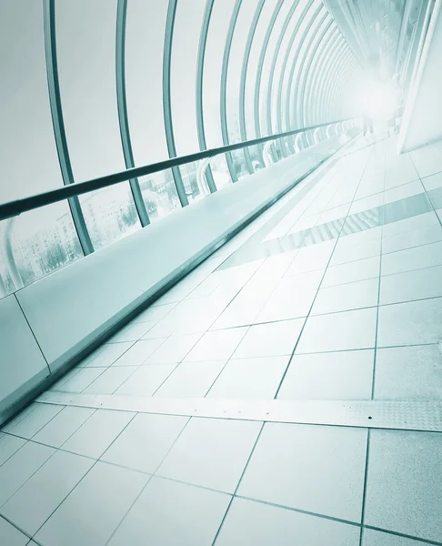 Perspective floor inside contemporary walkway — Stock Photo, Image