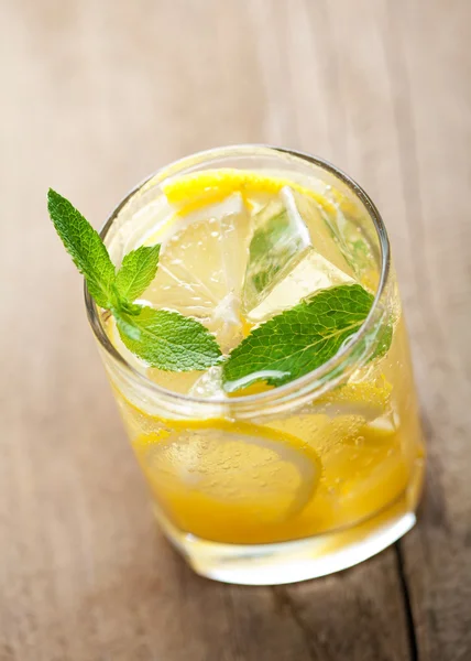 Taze narenciye limonata — Stok fotoğraf