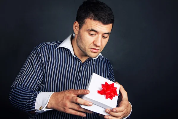 Portrait of male with present gift — Stock Photo, Image