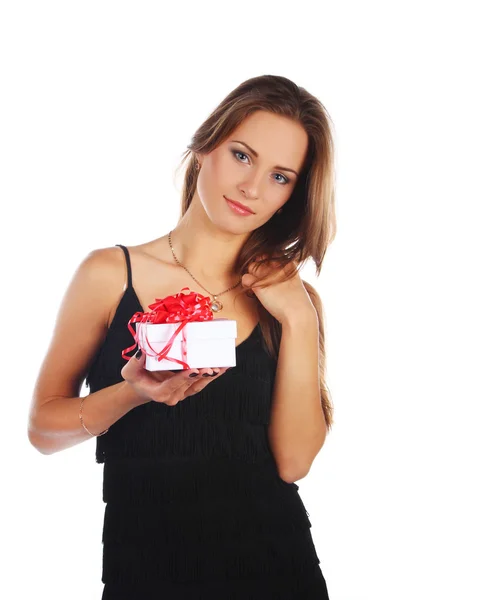 Obrázek bruneta žena drží vánoční dárek — Stock fotografie