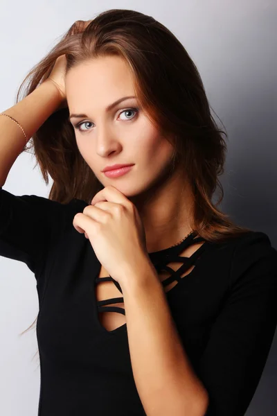 Portrait of young brunette female — Stock Photo, Image