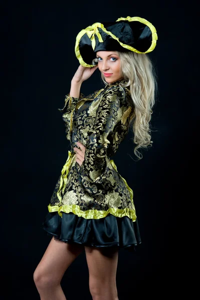 Vacker kvinna i karneval kostym. Kejsarinnan form. — Stockfoto