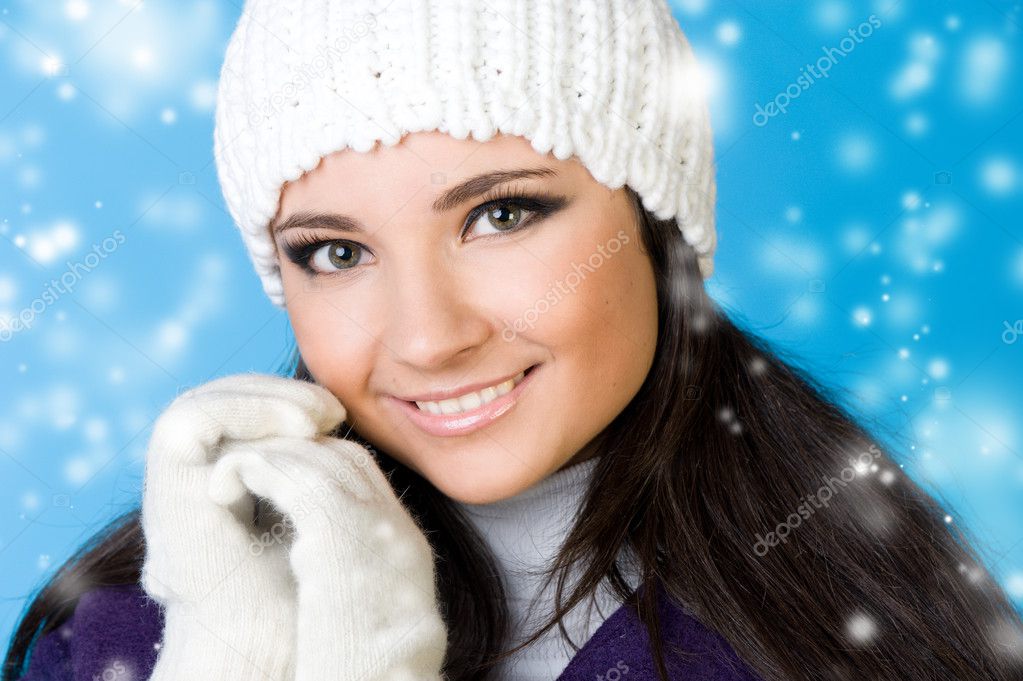 Beautiful woman in winter fashion.