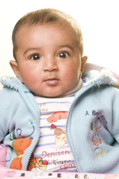 Sydasiatiska söt baby pojke — Stockfoto