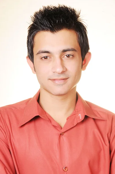 Başarılı genç Güney Asya iş adamı — Stok fotoğraf