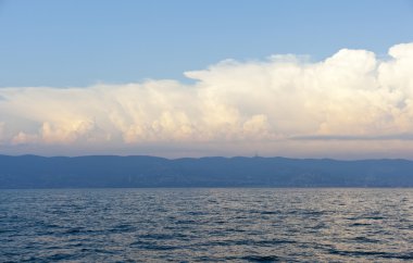 bulutlu gökyüzü günbatımı, deniz