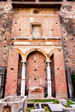 sforzesco castle, milan kalıntıları