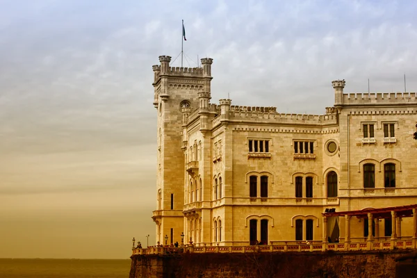 Готель Miramare замок, Трієст — стокове фото