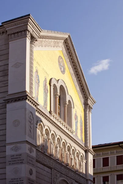 Estátua, Igreja Ortodoxa de St. Spyridon-Trieste — Fotografia de Stock