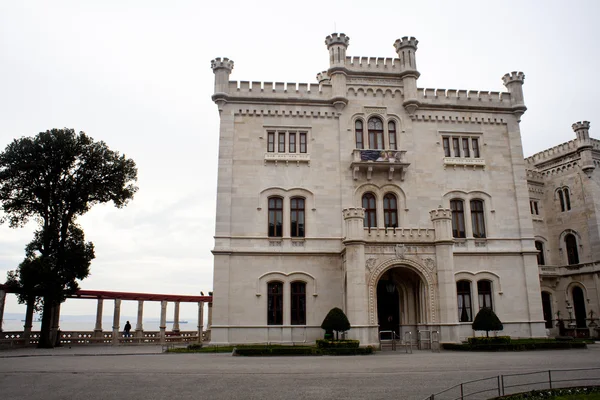米拉马雷城堡的里雅斯特 — 图库照片