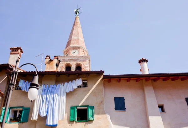 Dzwonnica bazyliki św Eufemii, grado — Zdjęcie stockowe