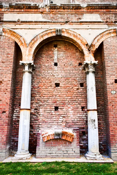 Ruínas do castelo de Sforzesco, Milão — Fotografia de Stock
