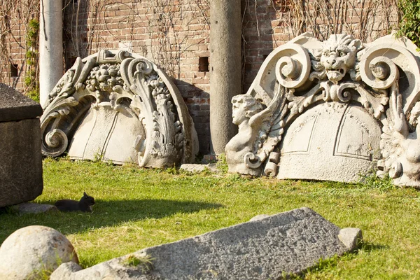 Ruínas do castelo de Sforzesco em Milão — Fotografia de Stock