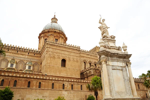 Catedral de Vergine Maria Santissima Assunta in cielo, Palermo — Fotografia de Stock