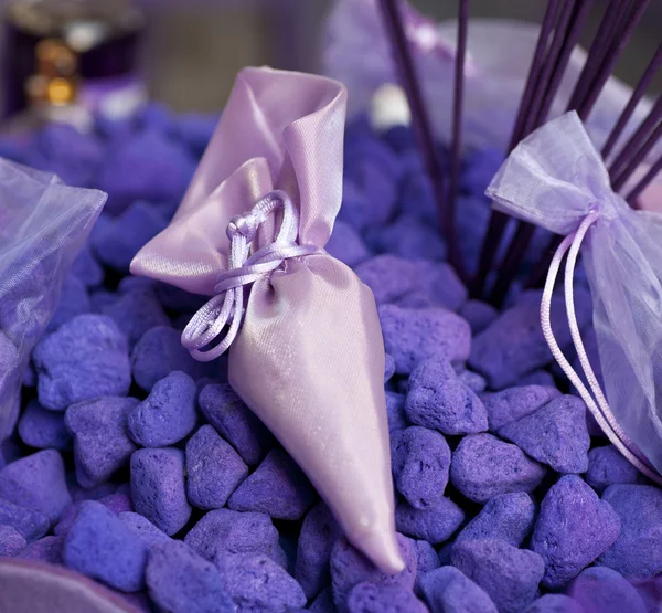 Lavendelseifen und Badesalze — Stockfoto