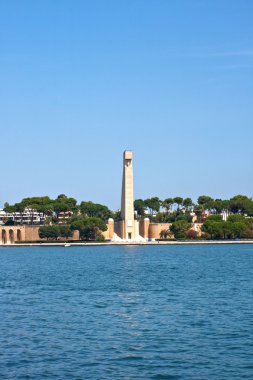 Monument to the Italian sailor, Brindisi