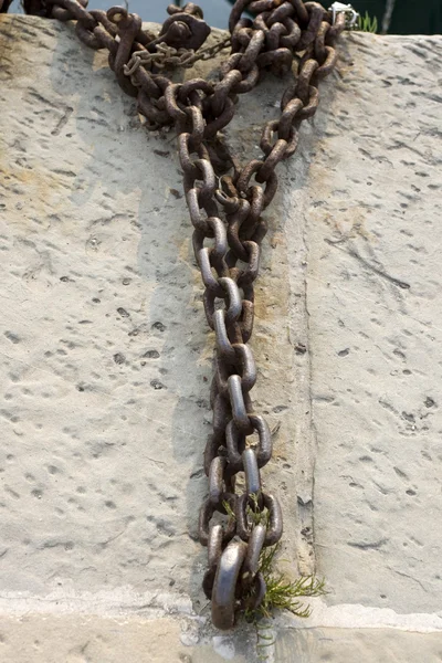 Zardzewiały łańcuch — Zdjęcie stockowe