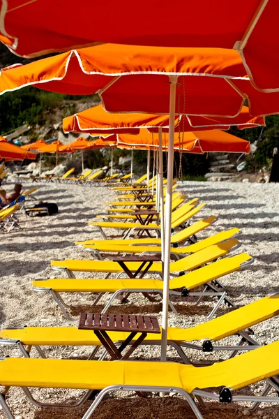 Deck cadeiras praia — Fotografia de Stock