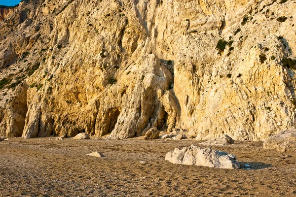 Βράχο δίπλα στην Παραλία Πλατιά Άμμος, Κεφαλονιά — Φωτογραφία Αρχείου
