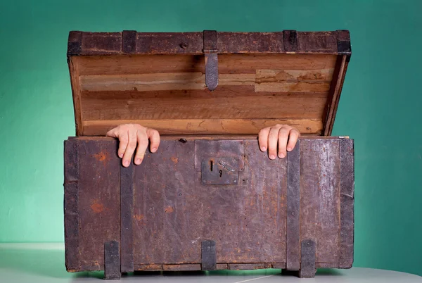 Antique wooden trunk — Stock Photo, Image