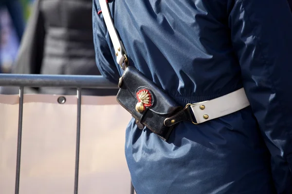 Бандольер итальянского полицейского — стоковое фото
