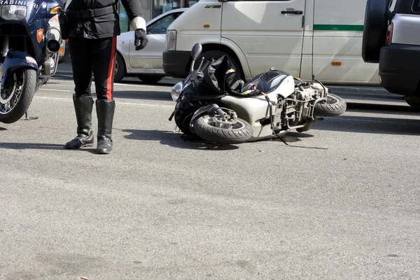 Scooter crash — Stock Photo, Image