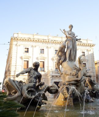 artemide, ortigia - siracusa Çeşmesi