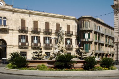 artemide, ortigia - siracusa Çeşmesi