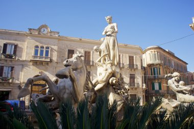 artemis, syracuse Çeşmesi