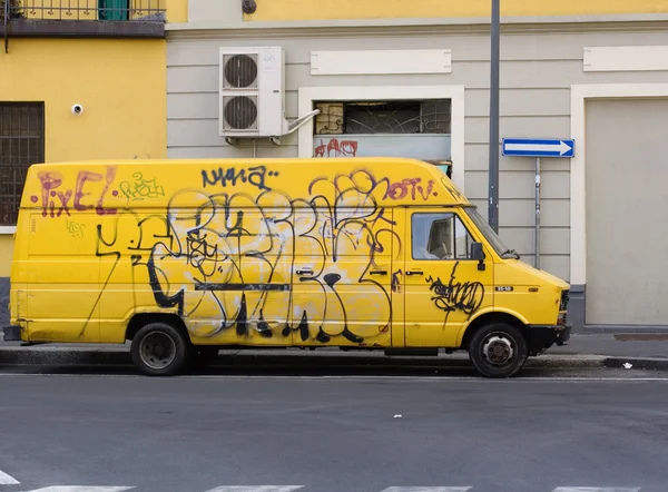 Yellow van — Stock Photo, Image